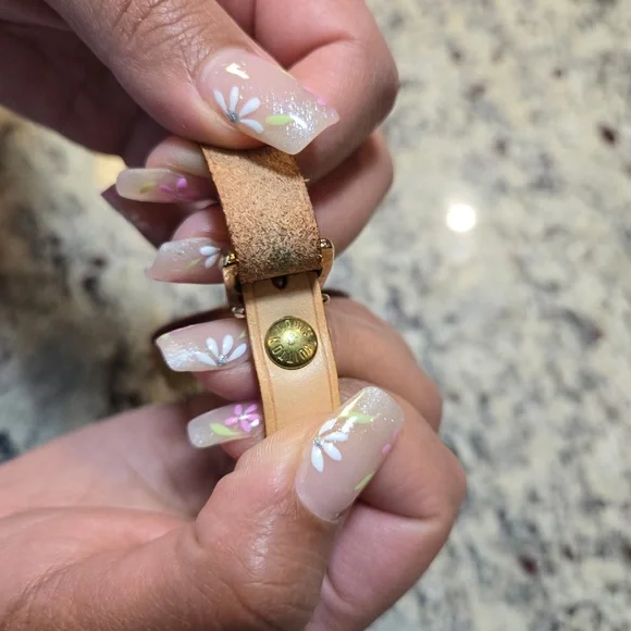 Authentic Louis Vuitton Leather Bag Tag - Picture 4 of 4